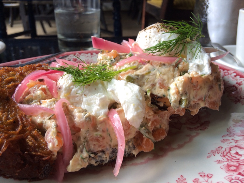 kirsten bailey brunch tip: the salmon tartar bagel will change