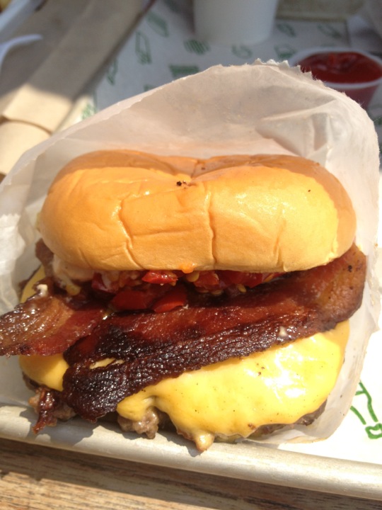 thenewersmokeshackburgerhasjusttheright