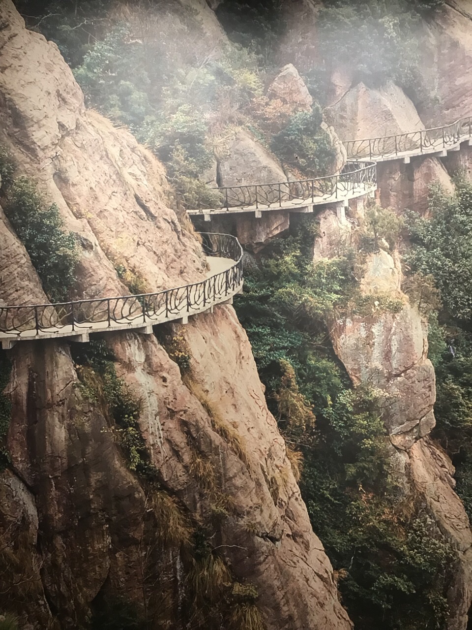 玻璃桥景区石牛寨