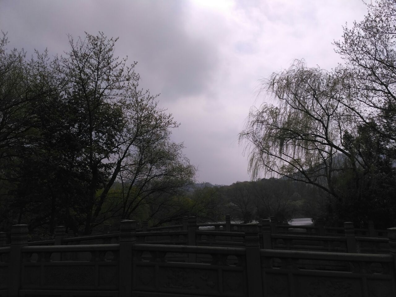 芝山岩健走步道