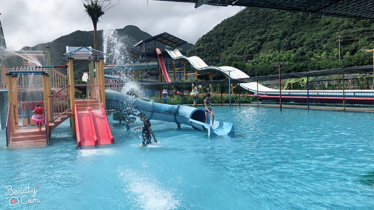 白龙潭水上乐园