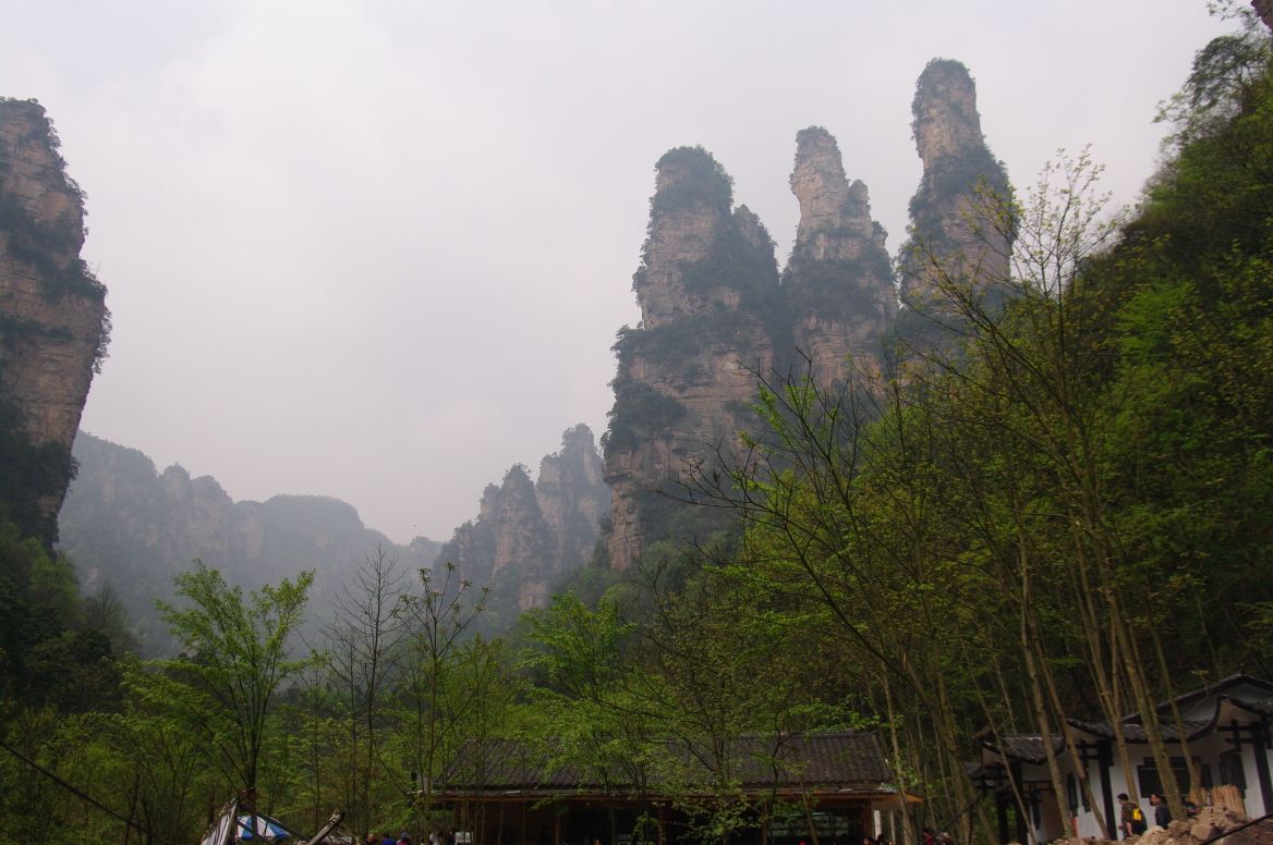 2024三姐妹峰游玩攻略,三姐妹峰在十里画廊景区的尽. 【去哪儿攻略】