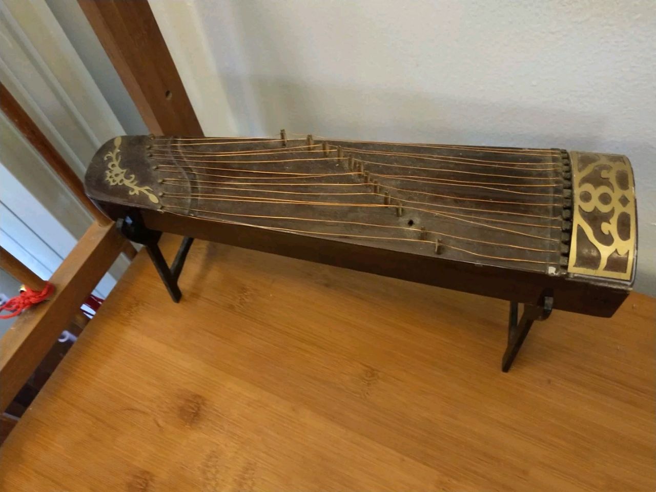 台北琴道馆在台北的齐东街上现在由台北的古琴协会经营管理,馆内展出