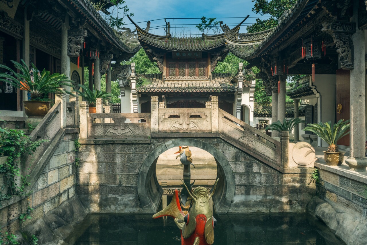 주지 1일 투어: 오설(우셰) 관광지의 자연미, 서시 고리(시시 구리)의 역사적 매력