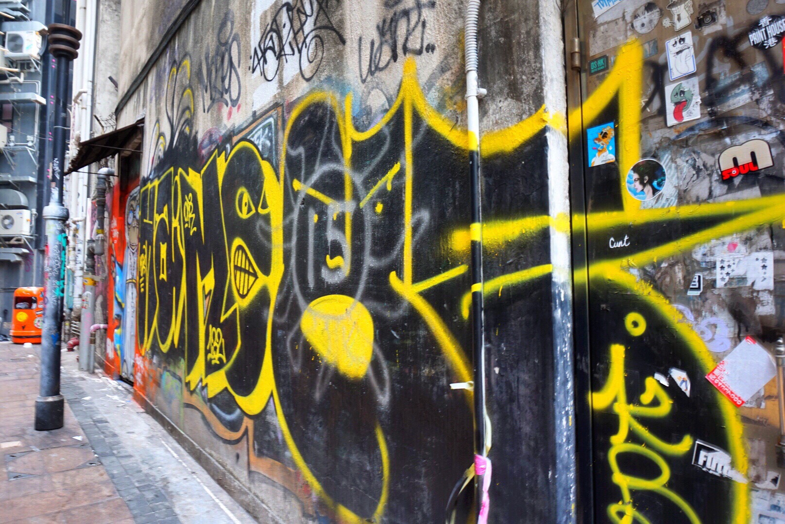 涂鸦秀是去首尔必须要体验一次的在国内很少很少能看到到这样类型的