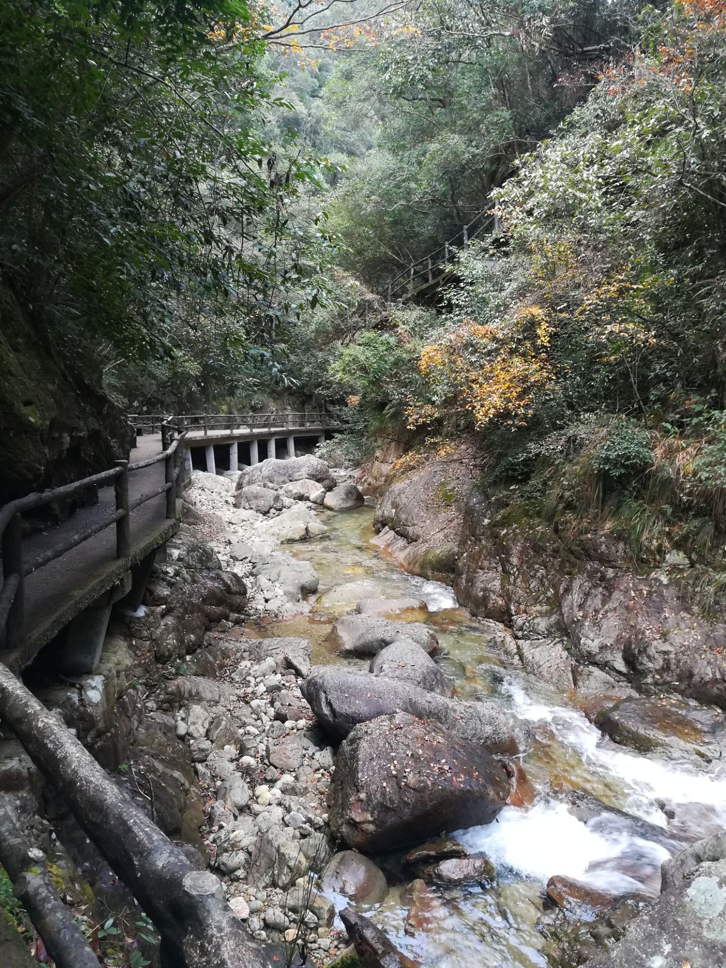 剡溪漂流