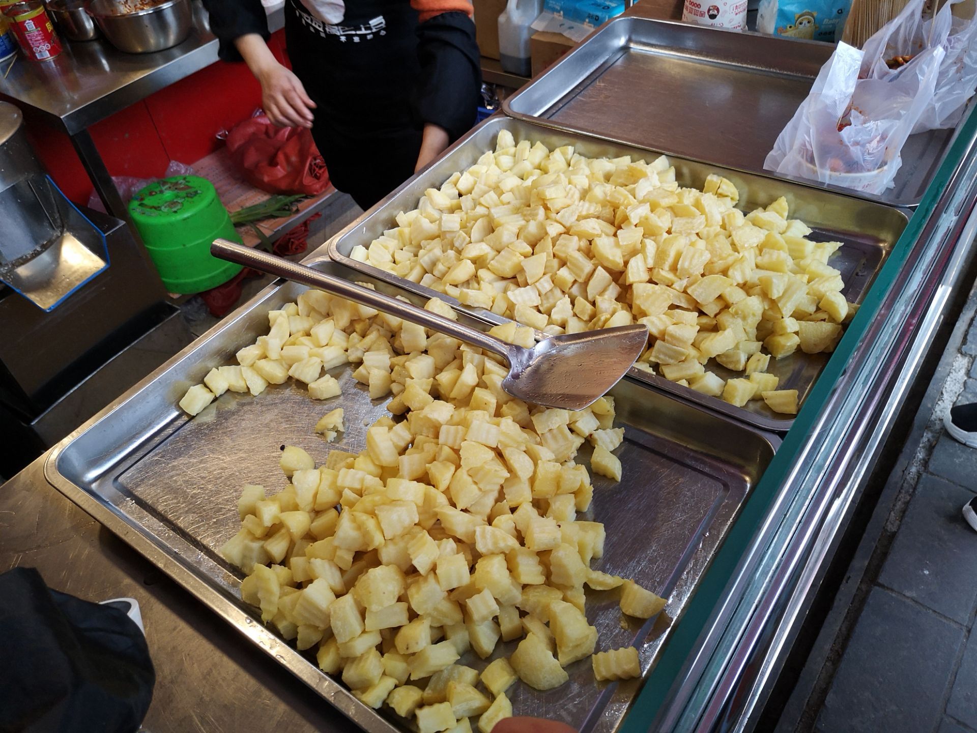 周签签.锅巴土豆