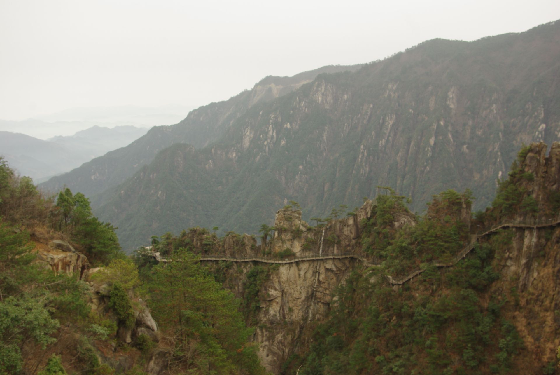 【携程攻略】浙江大明山景区景点,我们选择了缆车上去，慢慢走下来，不太吃力～～