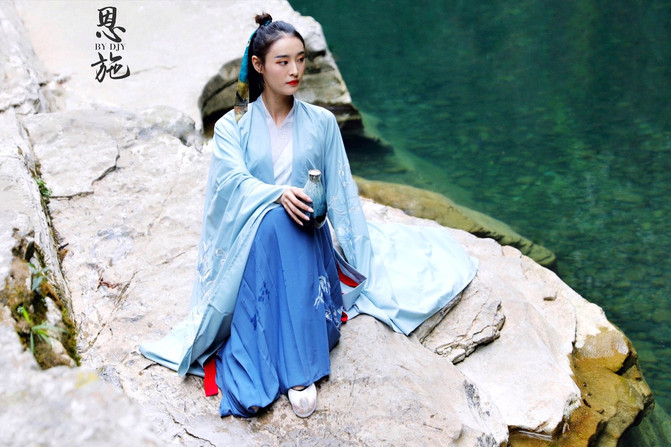 100a180000014c2ziACA5_R_671_10000_Q90.jpg?proc=autoorient