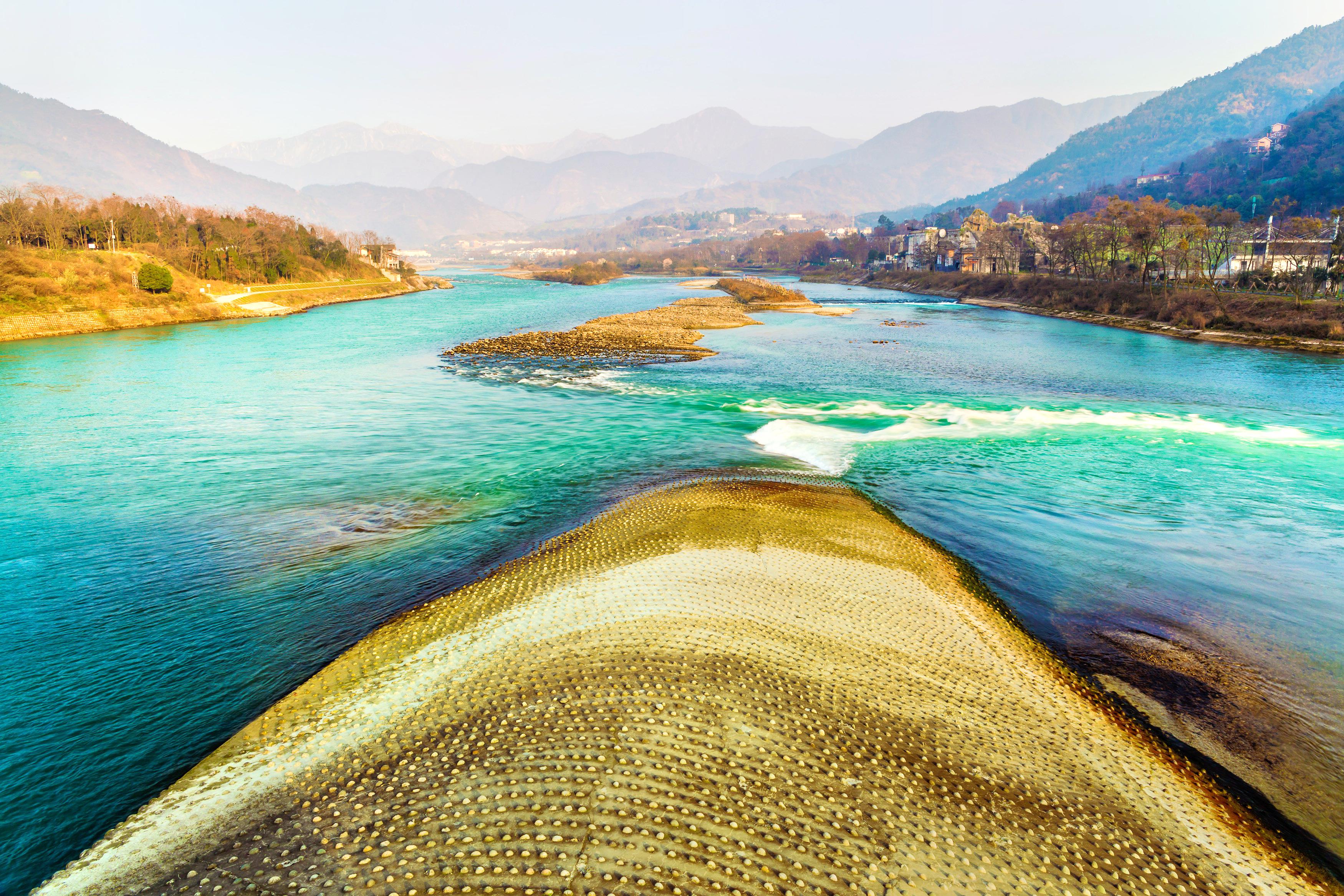 都江堰魚嘴分水堤