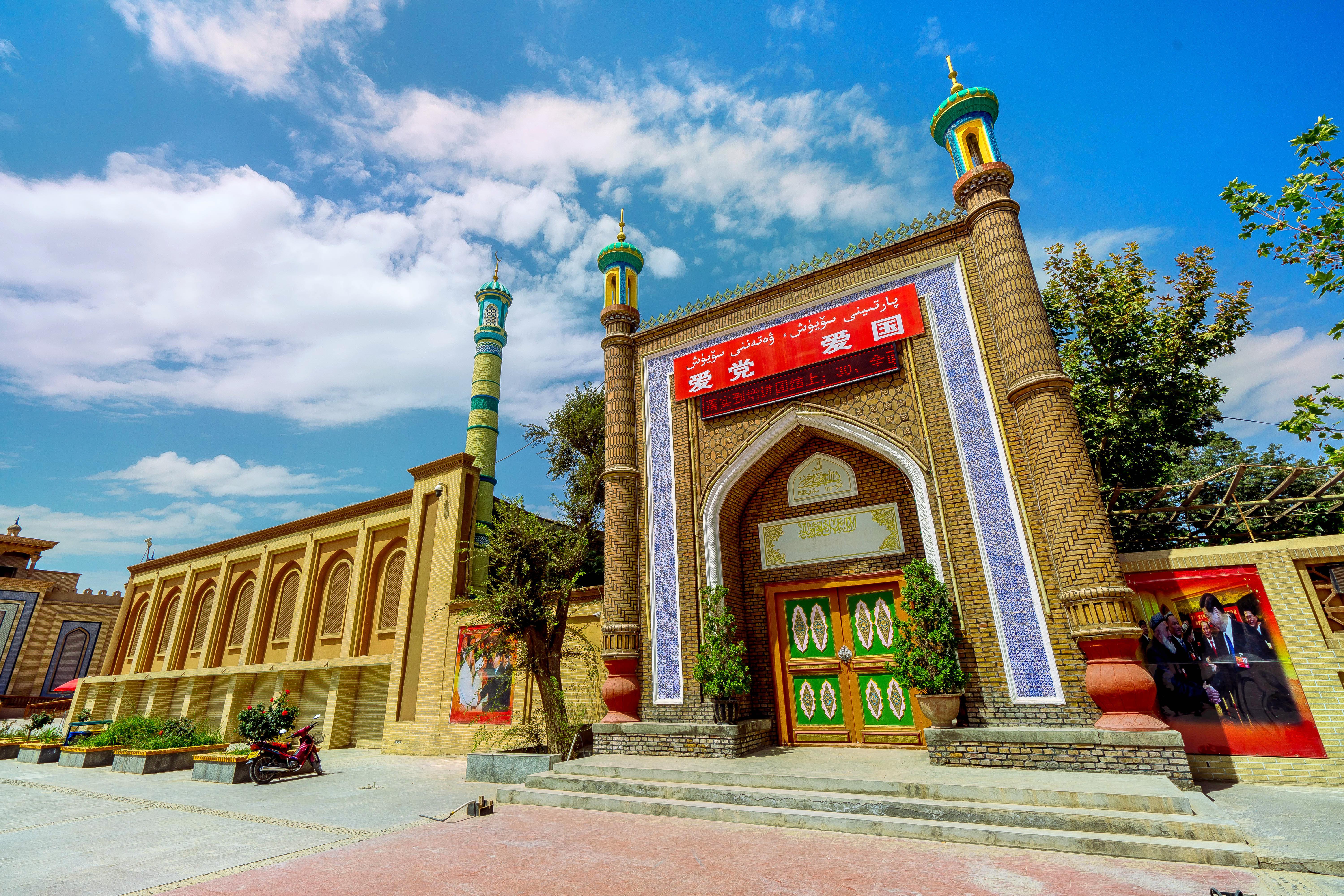 你见过新疆哈密传统家庭的生活吗？这座近5千平方米建筑带你揭秘_民俗馆