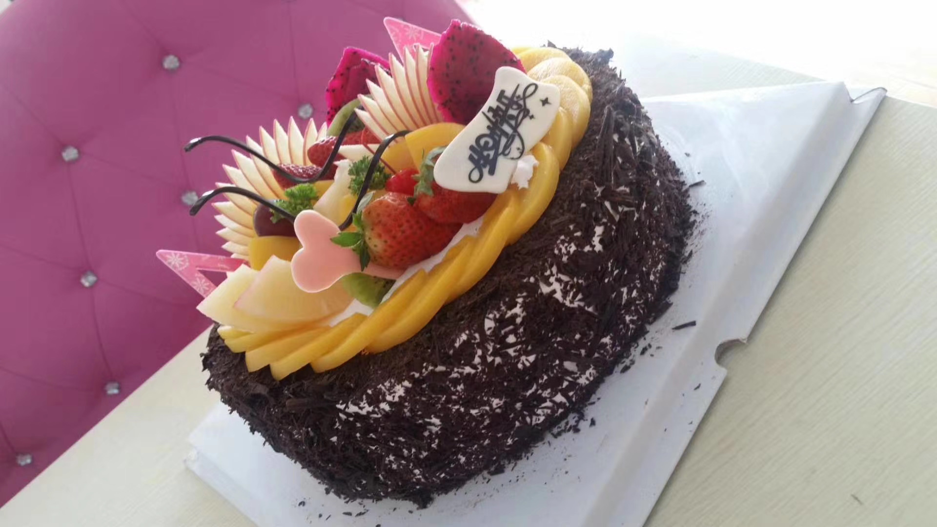 好运来蛋糕 5.0 分   条点评    /人 面包甜点 直线距离16.5km