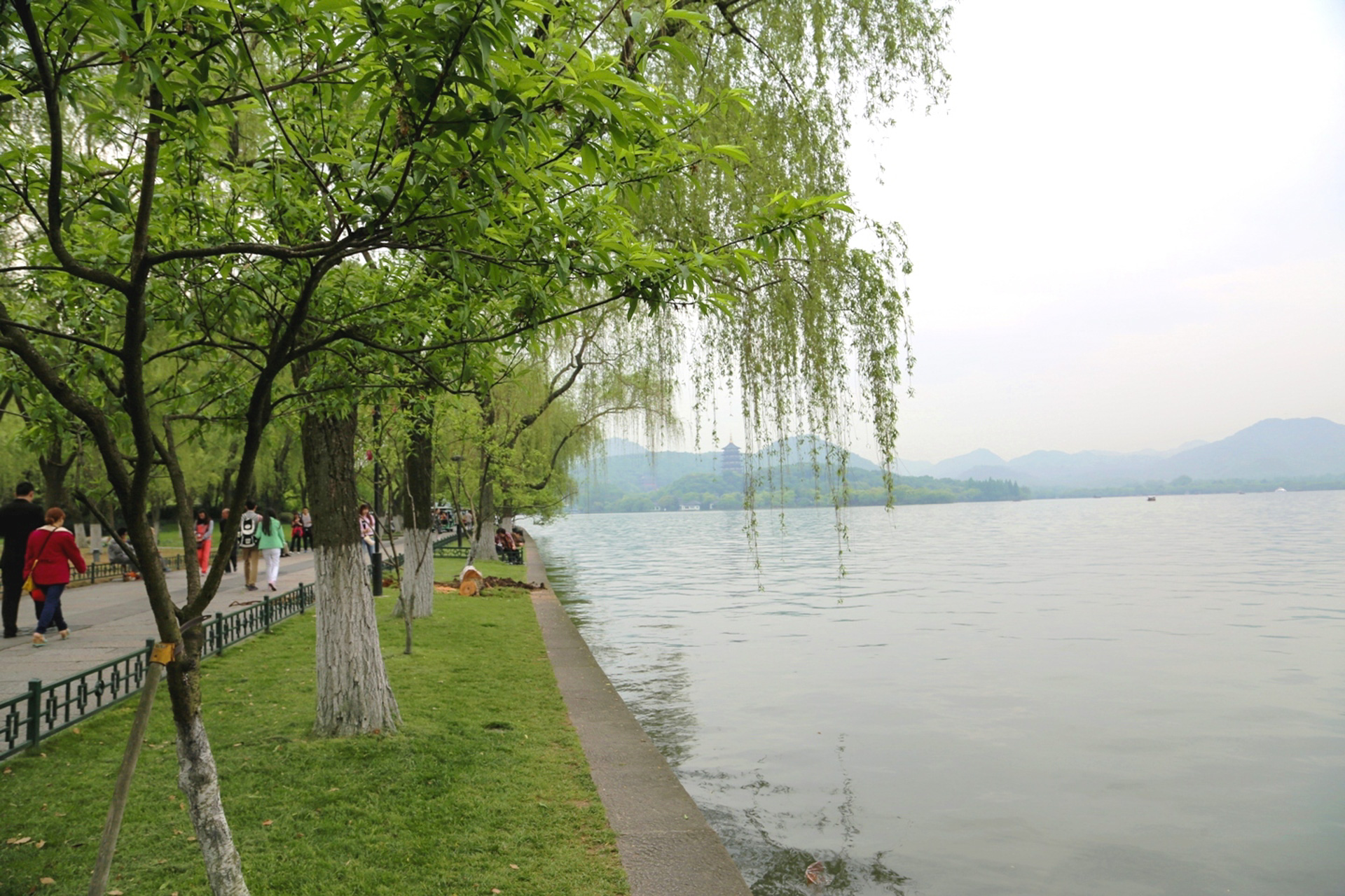 柳浪聞鶯公園,著名西湖十景之一.