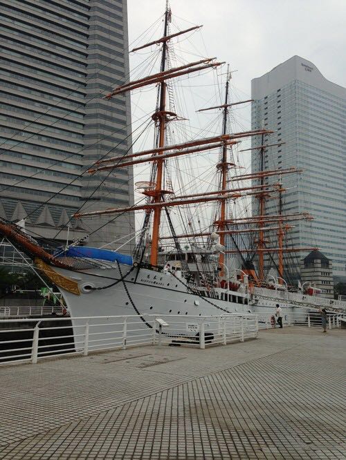 日本丸纪念公园,一个开放式的公园,最大亮点是那艘日本丸帆船,横滨