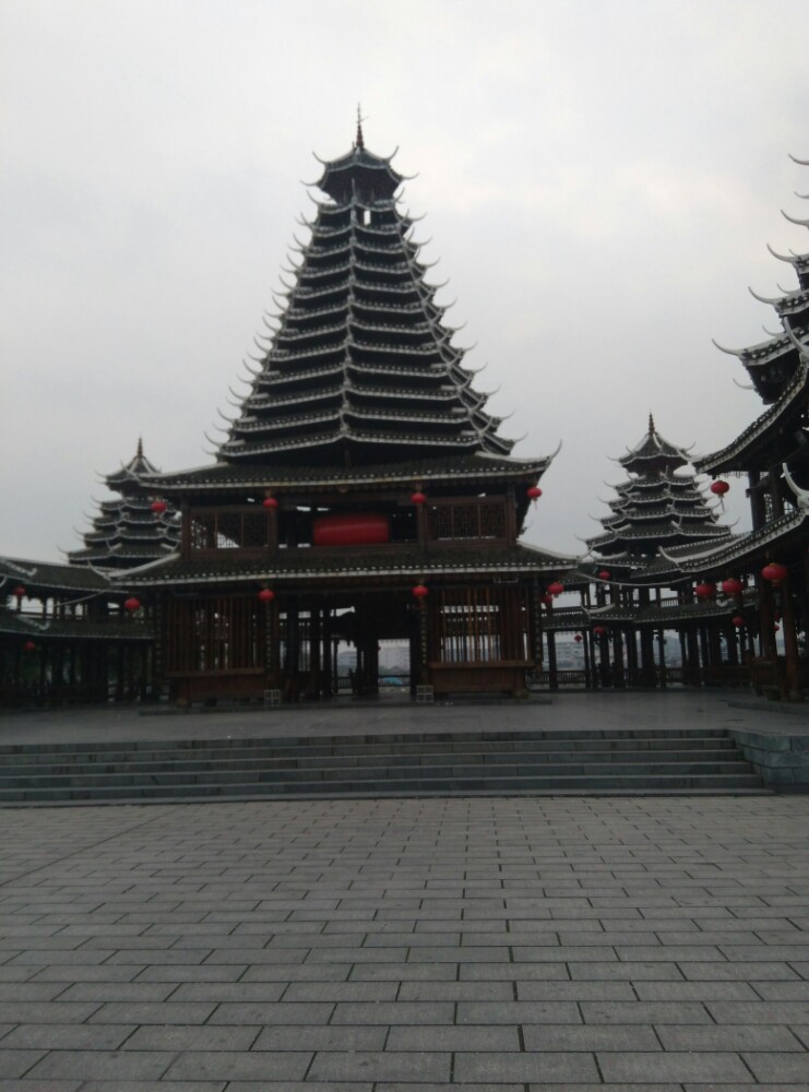 【携程攻略】芷江龙津风雨桥景点,夜景很美,有一定的侗族文化特色,是