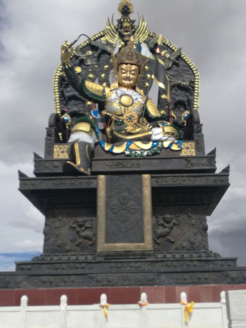 格萨尔王文化博览园