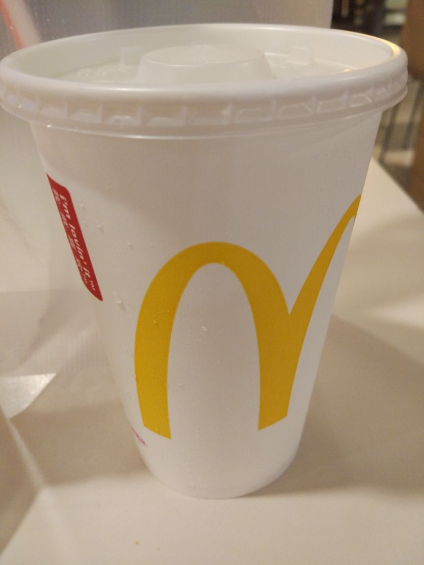 麦当劳(控江路店)