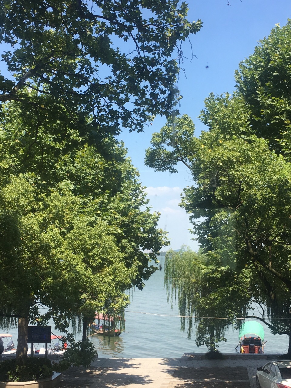 【携程美食林】武汉水云乡餐馆,朋友带我们去东湖公园的水云乡吃饭