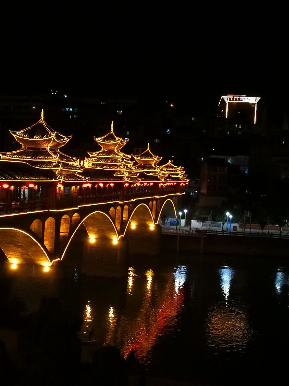 贵州锦屏风雨桥失火图片