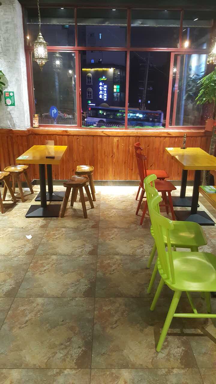 香他她煲仔饭(广厦新村店)