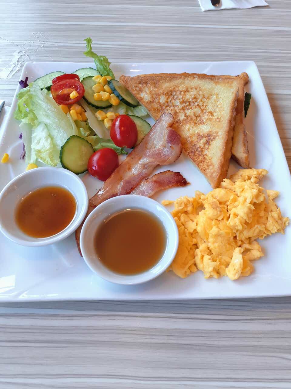 棒棒哒,必胜客早餐,你值得拥有(⊙o⊙)哦,空调给力,凉快!