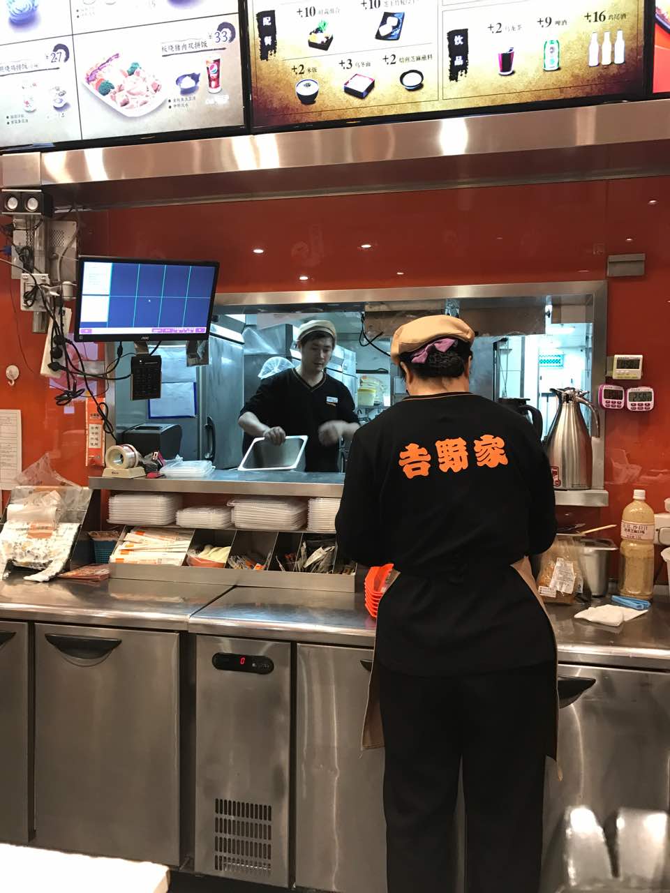 2022吉野家(北大地店)美食餐厅,后厨挺大,环境不错,价格便.