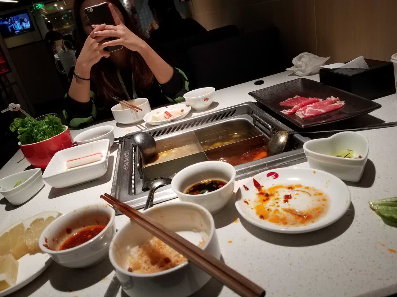 【携程美食林】海口海底捞火锅(明珠路店)餐馆,感觉自己吃到爆炸,下次