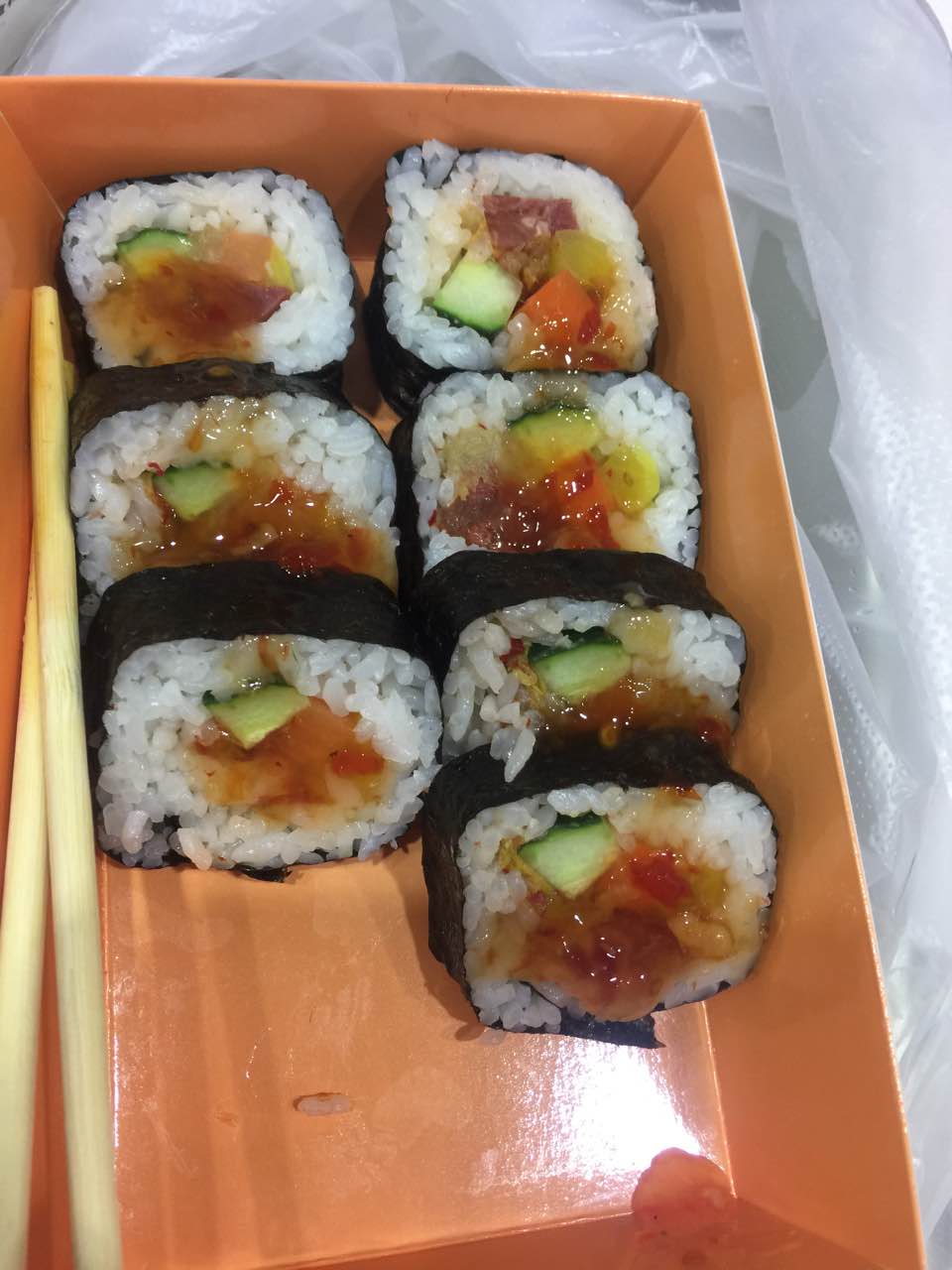 超级好吃的一家寿司店我跟朋友们都很喜欢经常来买呢!