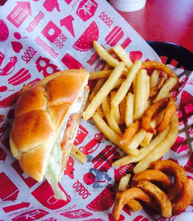 jack in the box 快餐简餐 直线距离3.0km