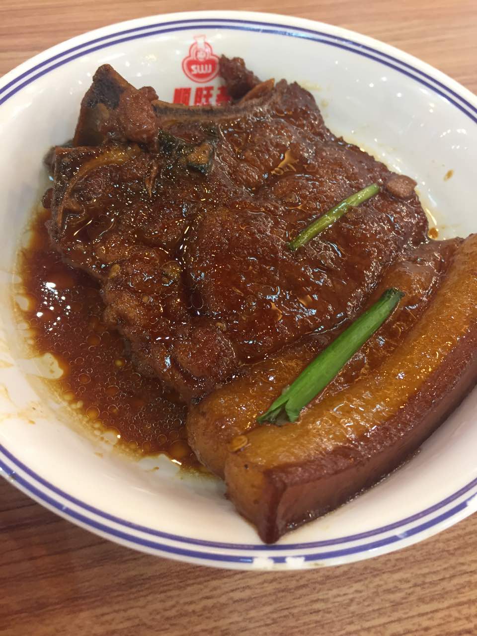 【携程美食林】杭州顺旺基(东站店)餐馆,菜品丰富,色泽 鲜亮.很好吃!