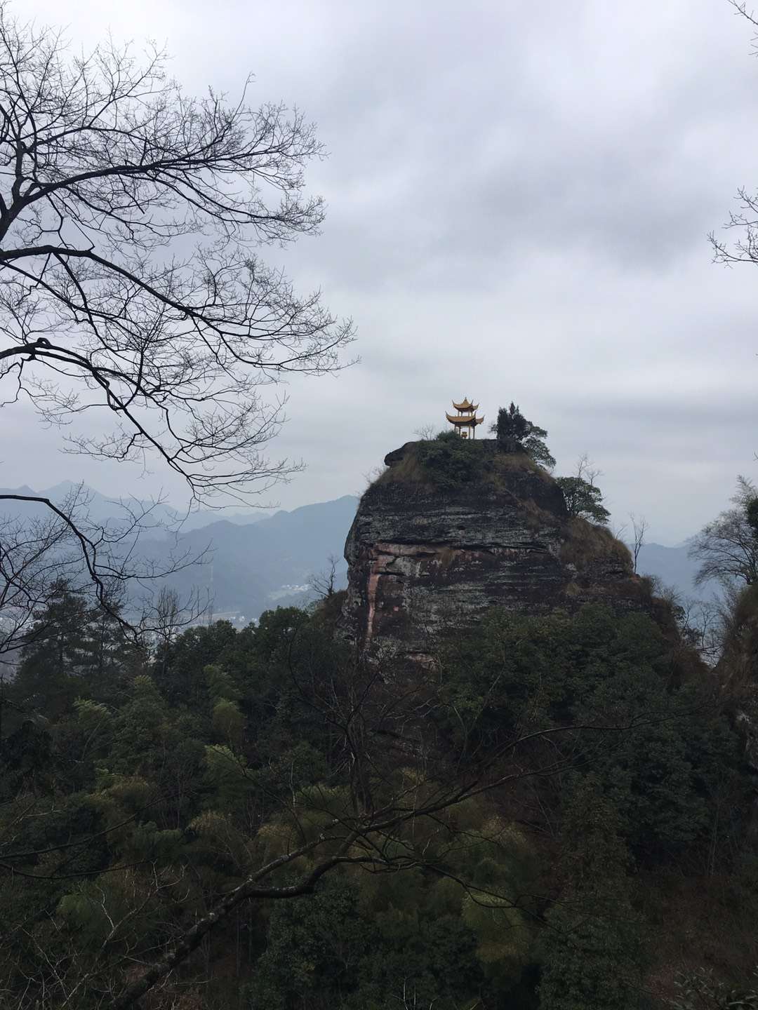 不愧為道教四大名山,很有歷史,春節人也不多,非常適合全家出遊