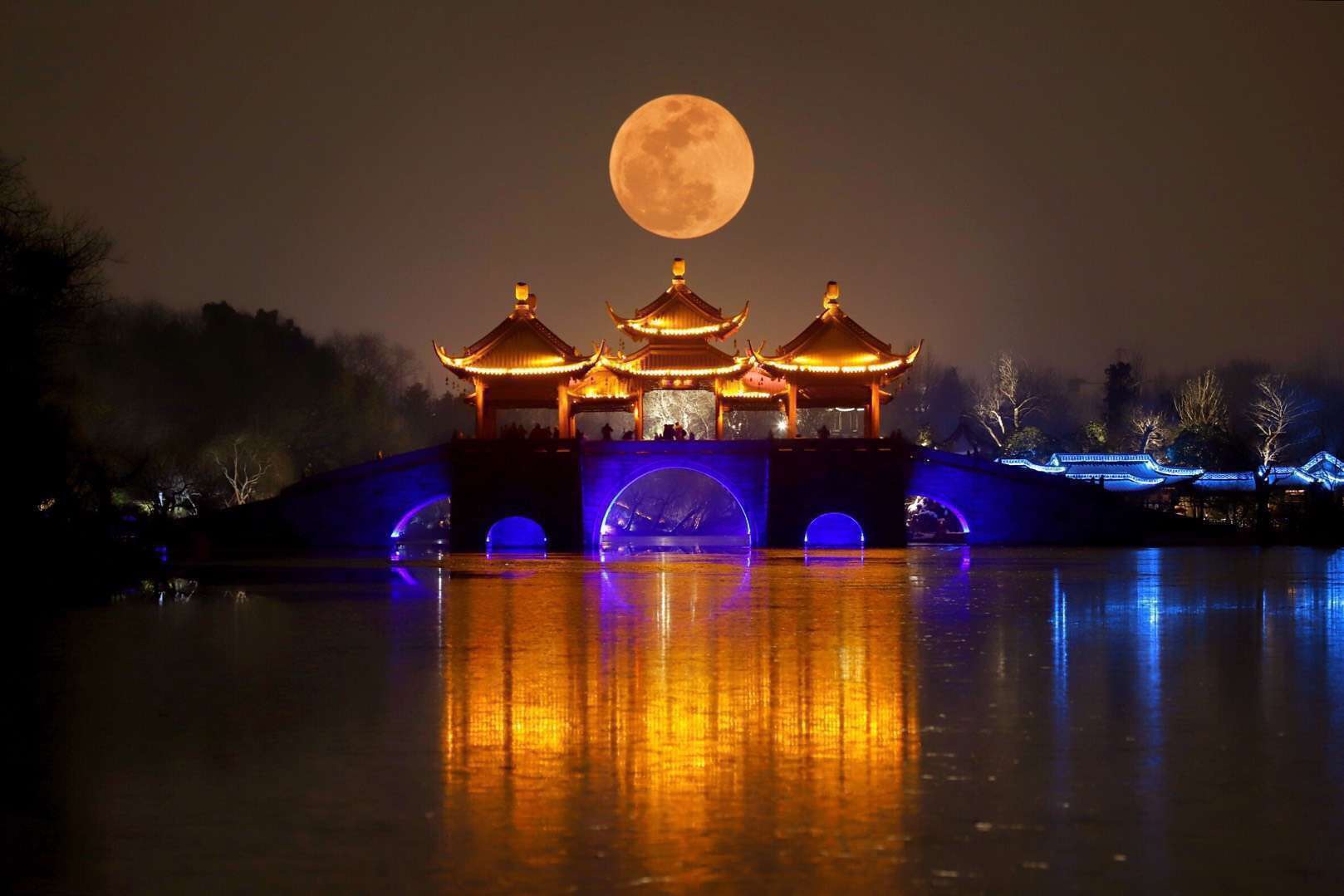 【携程攻略】扬州瘦西湖景点,烟花三月下扬州,这个时节是瘦西湖最美的