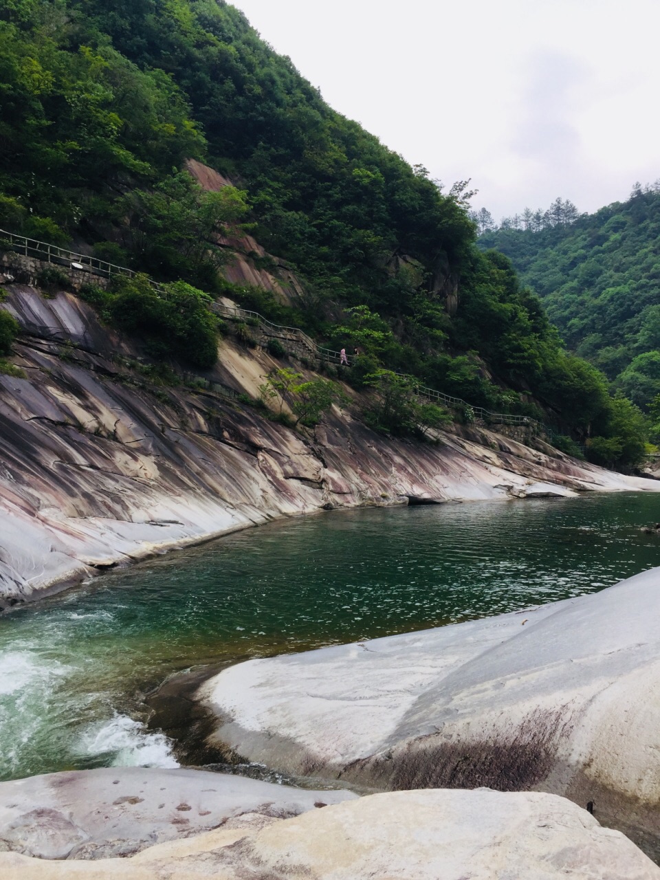 【攜程攻略】安慶大別山彩虹瀑布景點,旅遊總體來說還是很開心的,景區