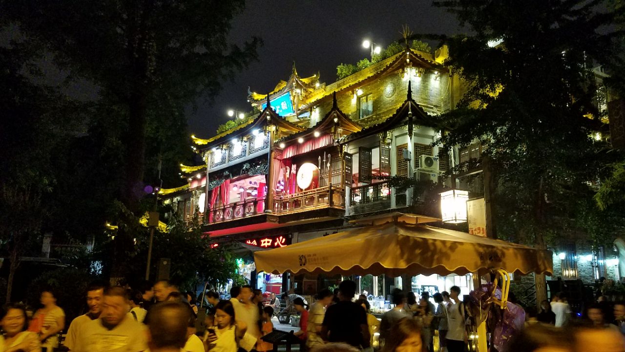 2019宽窄巷子_旅游攻略_门票_地址_游记点评,成都旅游景点推荐 - 去