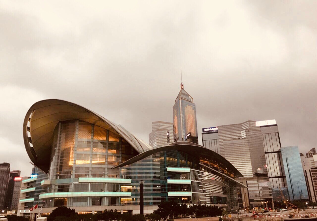 《新警察故事》拍摄地，香港的标志性建筑，亚洲第二大会议展览馆_湾仔