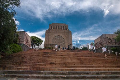 约翰内斯堡宪法山好玩吗,约翰内斯堡宪法山景点怎么样_点评_评价