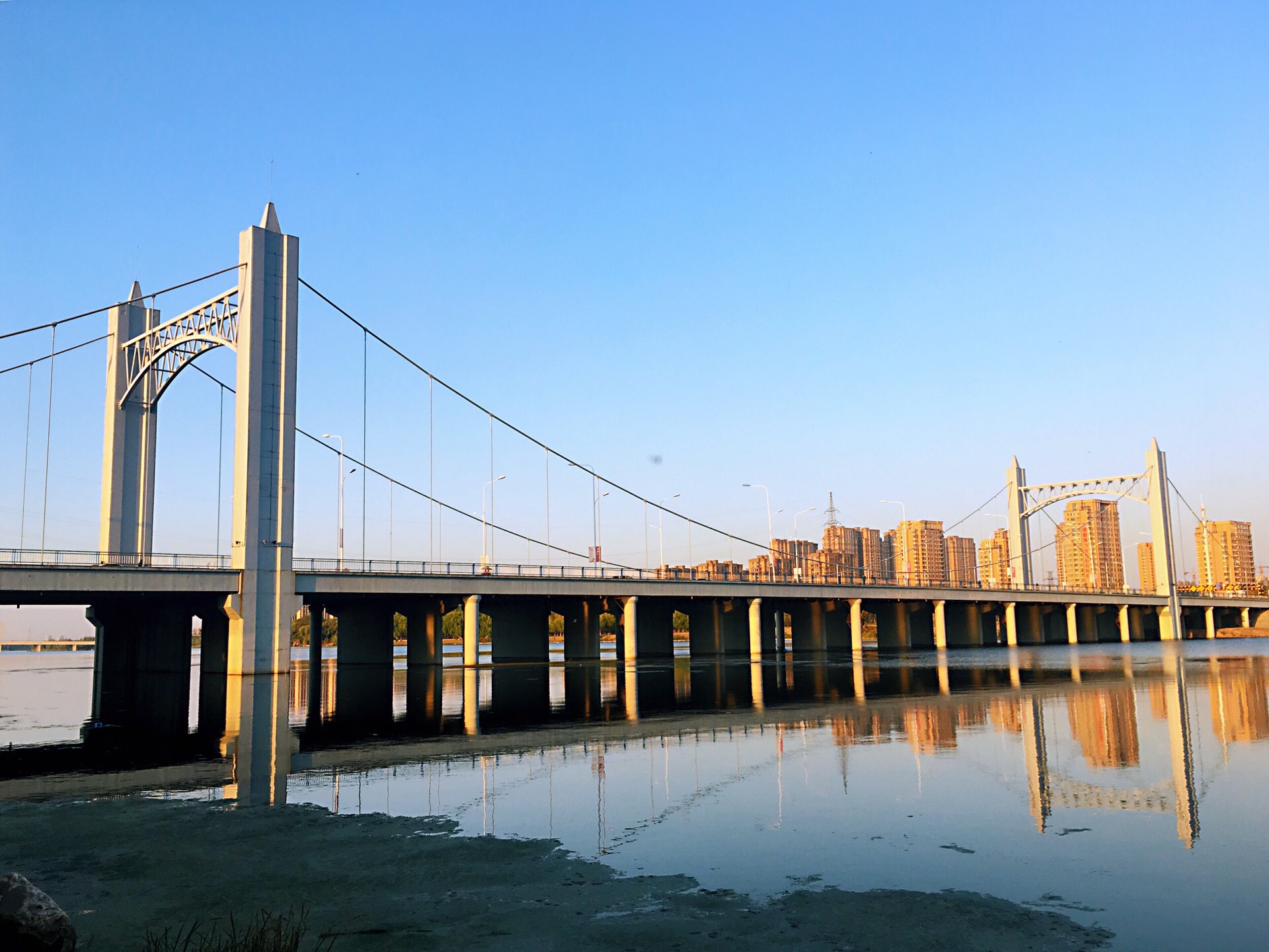 辽阳太子河大桥图片