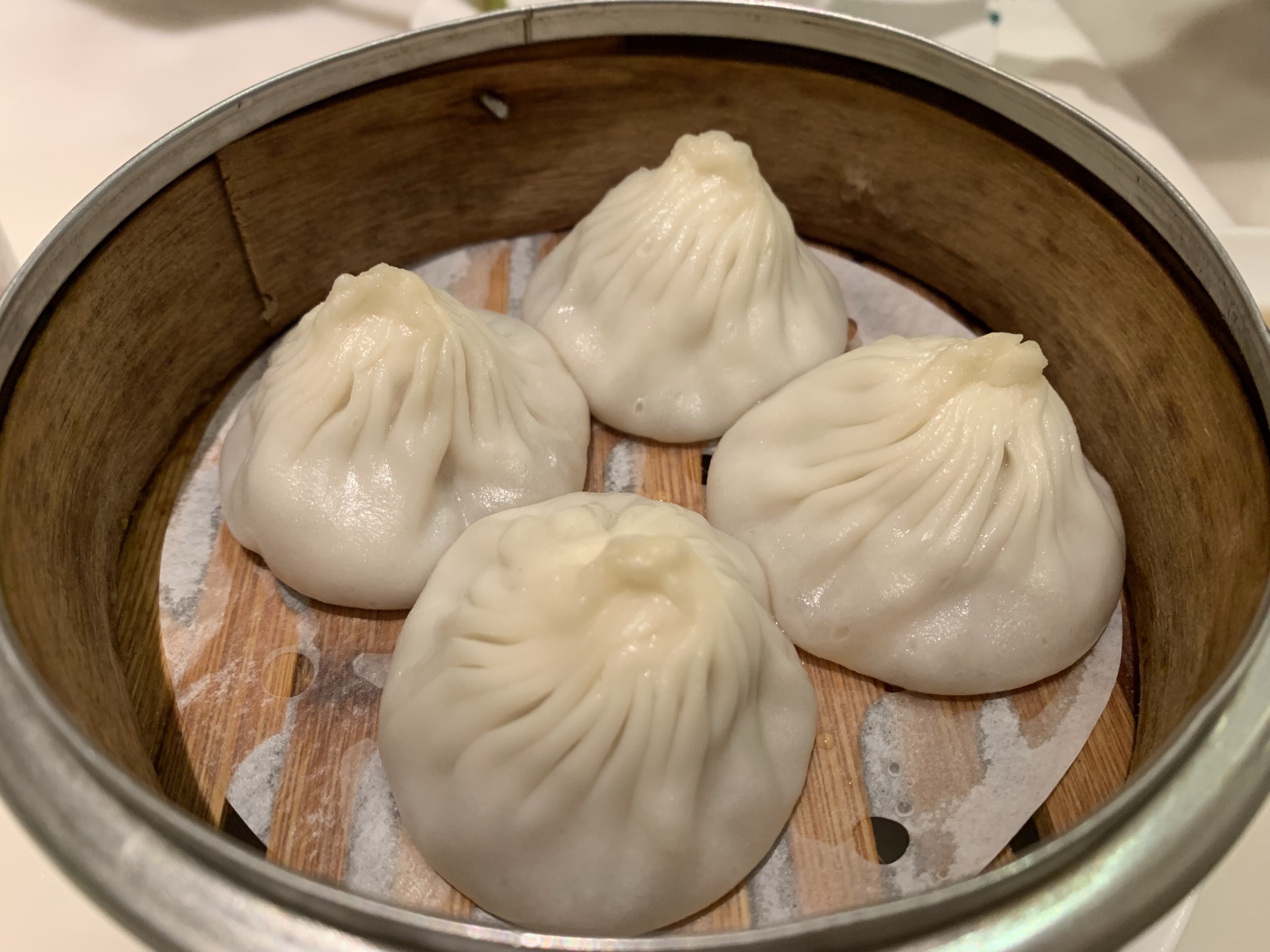 2026玫瑰厅上海菜(长宁来福士广场店)美食餐厅,小笼也还比较地道,但不算很...【去哪儿攻略】