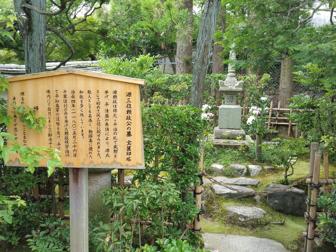 伏城人口_东汇城超市人口图片(2)