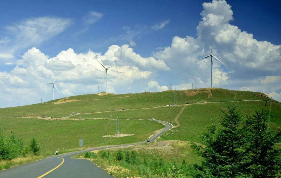 8月份去草原天路,景色怎麼樣