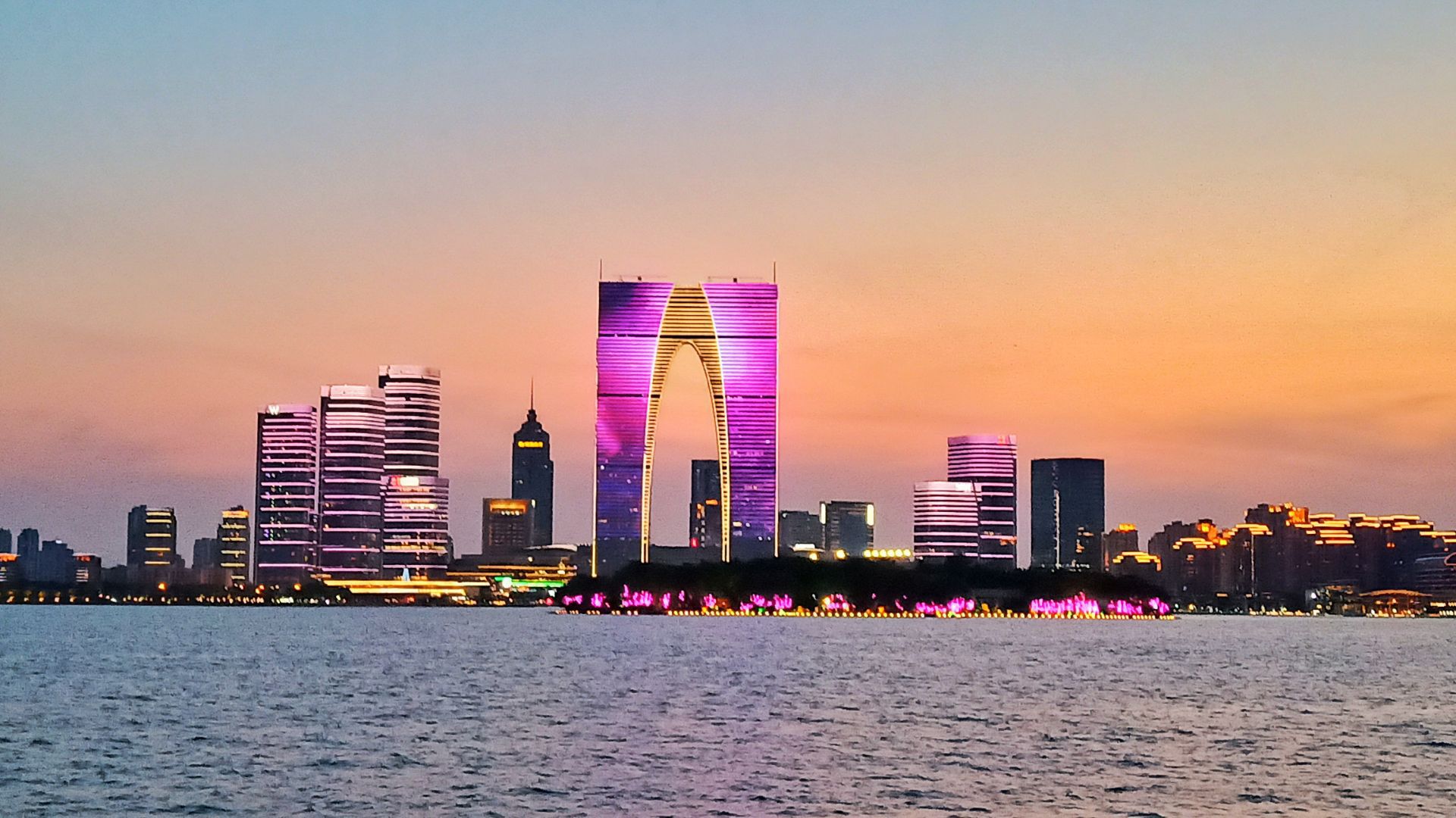 2019东方之门展示中心-旅游攻略-门票-地址-问答-游记点评，苏州旅游旅游景点推荐-去哪儿攻略