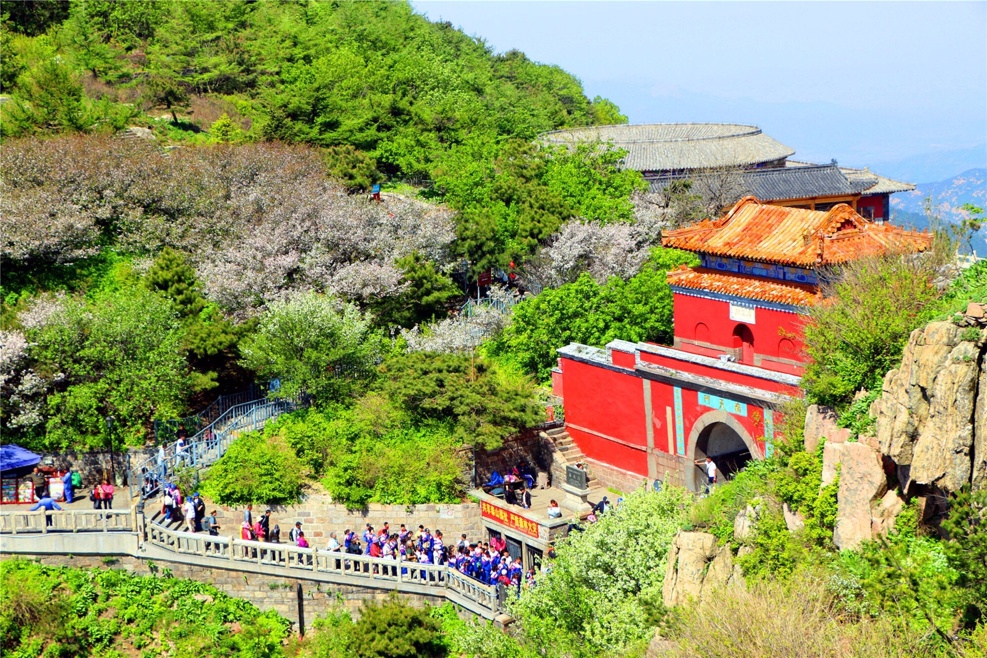 泰山旅游景点攻略图