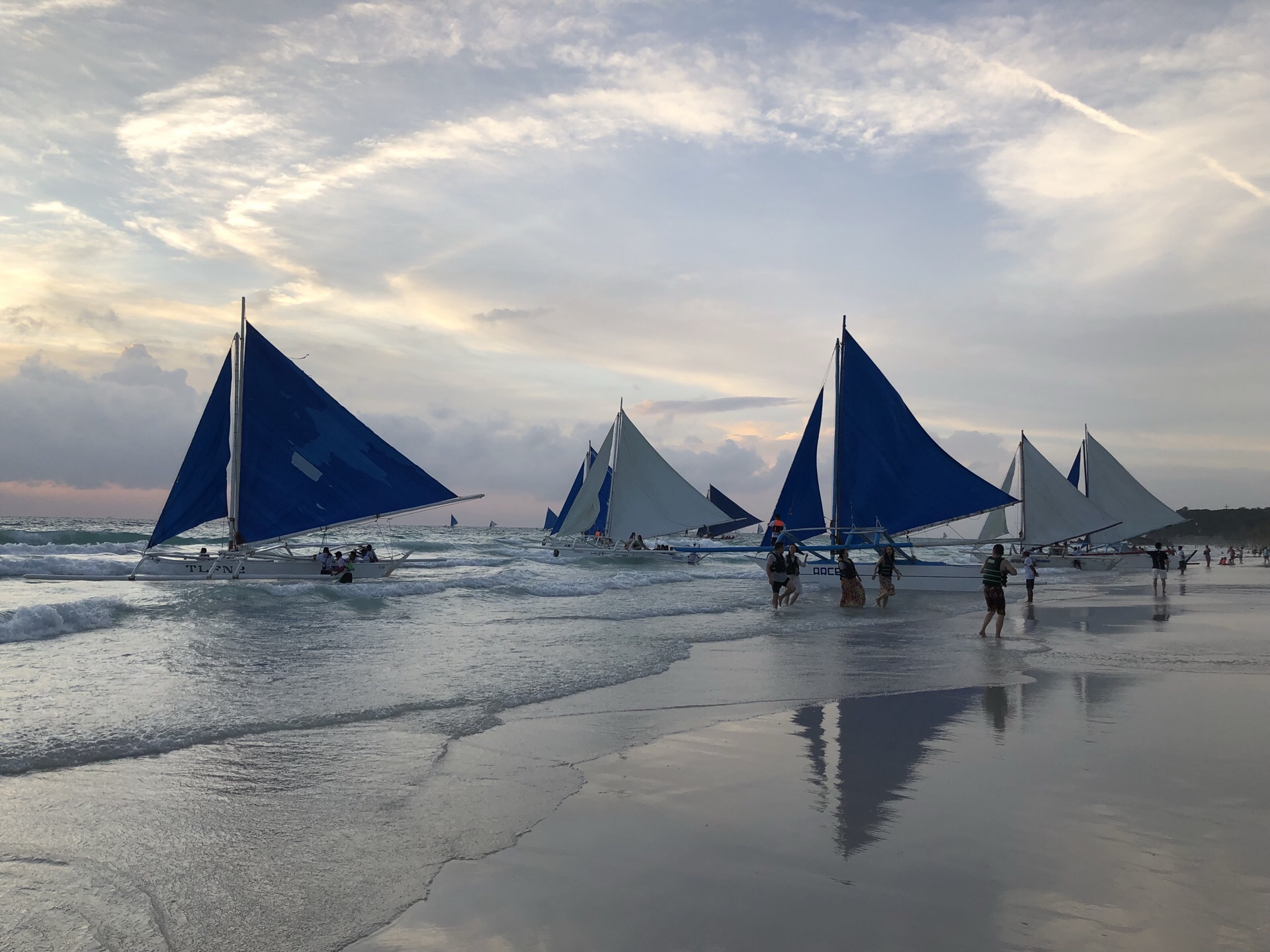 菲律賓、長灘島｜長灘島風帆船體驗・跳上傳統的帆船，發現令人驚歎的長灘島景色 - 許傑,旅行圖中