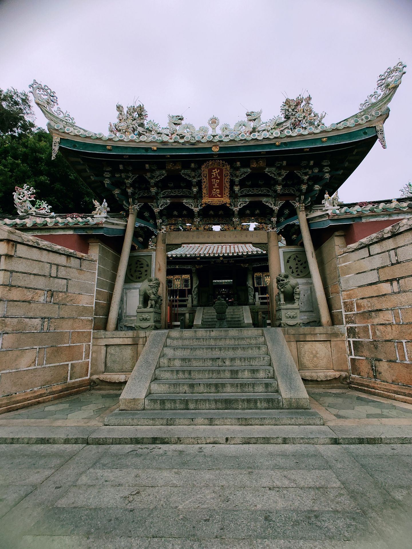 青岛东京山庙图片