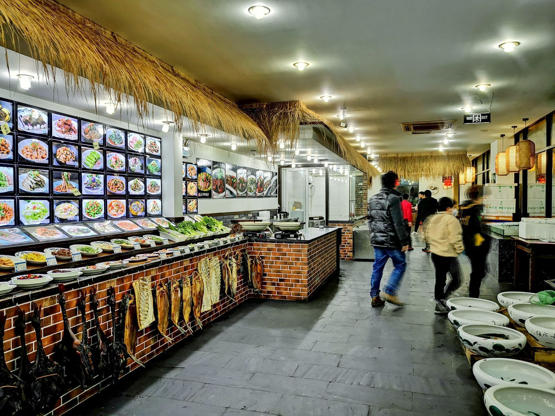 2023芦苇塘土菜馆(五常店)美食餐厅,菌菇和蔬菜也很入味但是烧