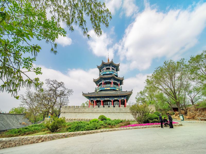 1/ 18 魁星楼 "建筑精美,可俯瞰公园全景 " 5 /5分 7条点评 海城景点