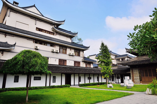 游扬州名人故居,在街头巷尾发现历史的小插曲