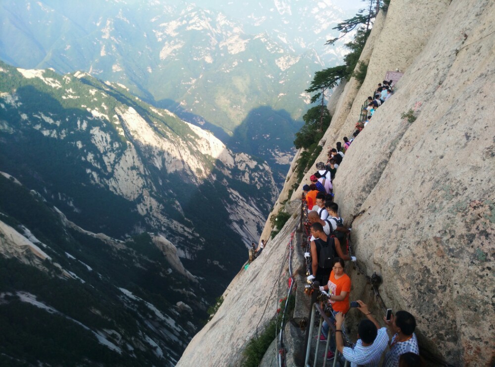 【攜程攻略】華山華山景點,長空棧道,鷂子翻身,千尺幢,百尺峽.