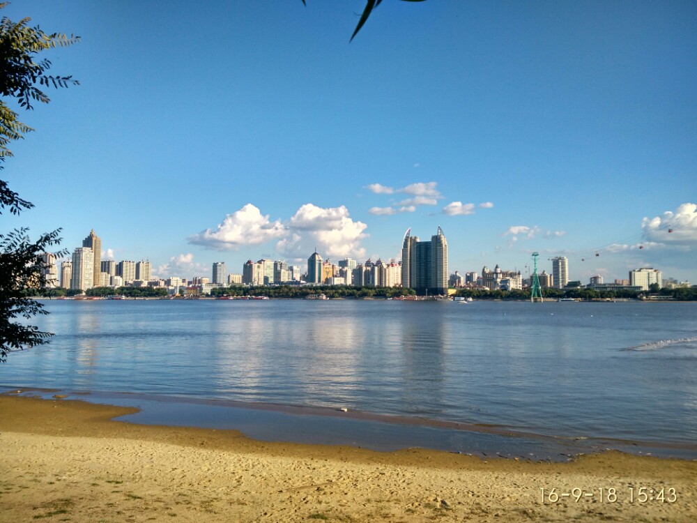 【攜程攻略】太陽島太陽島景點,已經很多年沒去了,這次去了發現比以前