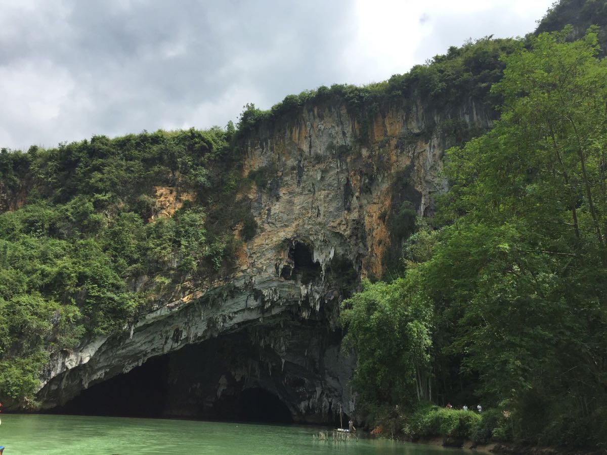 巴馬百鳥巖旅遊景點攻略圖